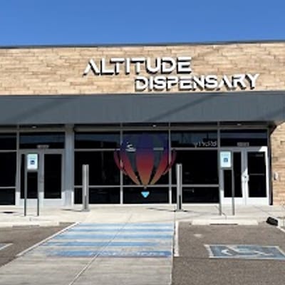 Altitude Cannabis - Vista Oeste