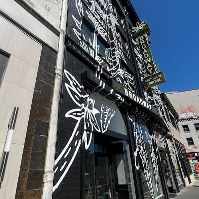 Broadway Cannabis Market - Downtown PDX
