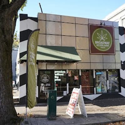 Broadway Cannabis Market - Pearl District