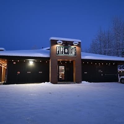 Old Steese - Pipe & Leaf