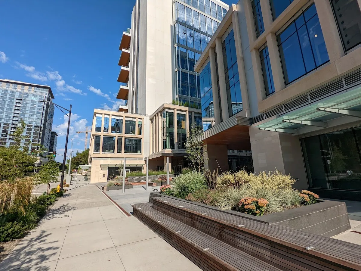 Amazon Everest (SEA82) photo 7