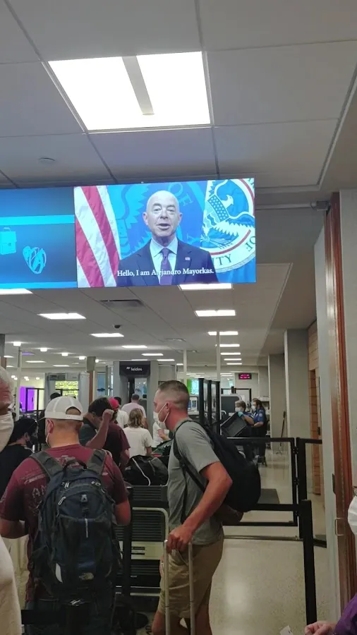 Appleton International Airport (ATW) photo 3