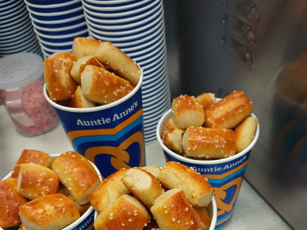 Auntie Anne's photo 4