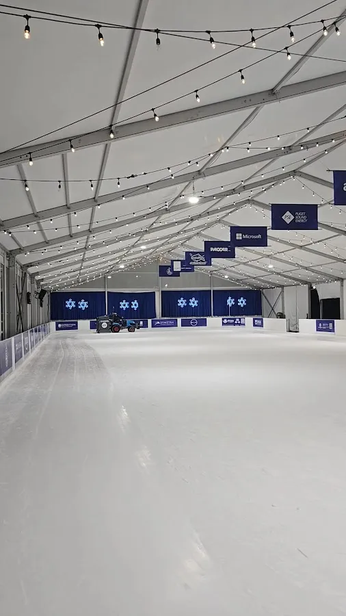 Bellevue Downtown Park photo 2