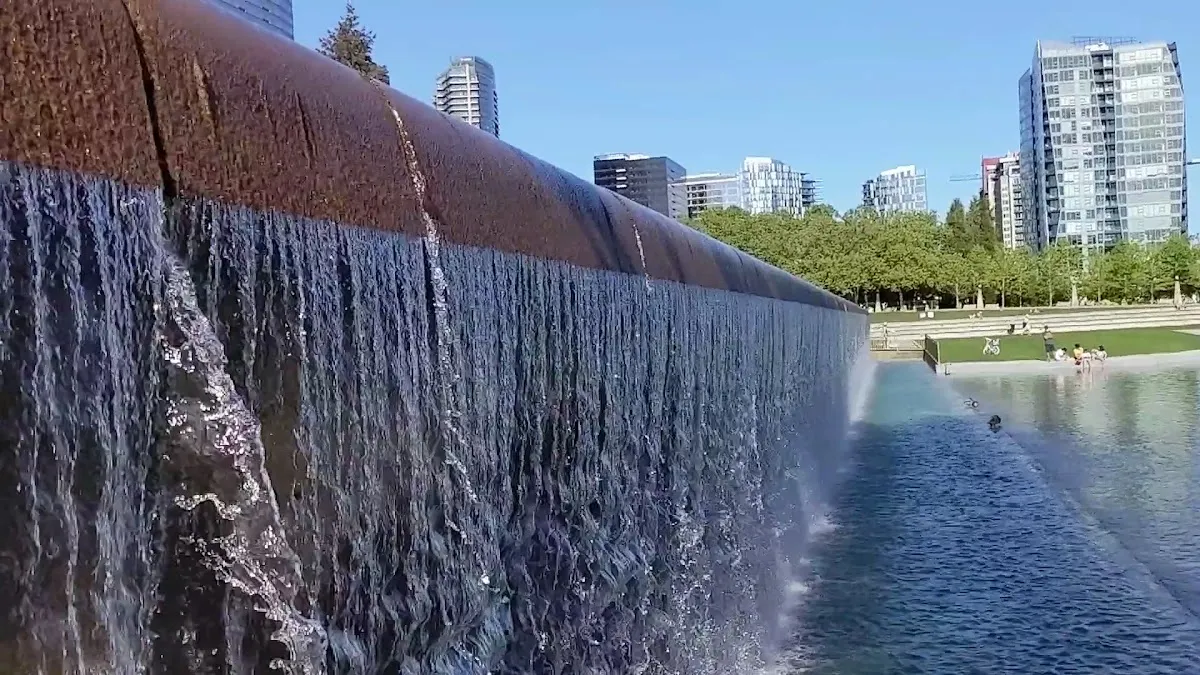 Bellevue Downtown Park photo 3