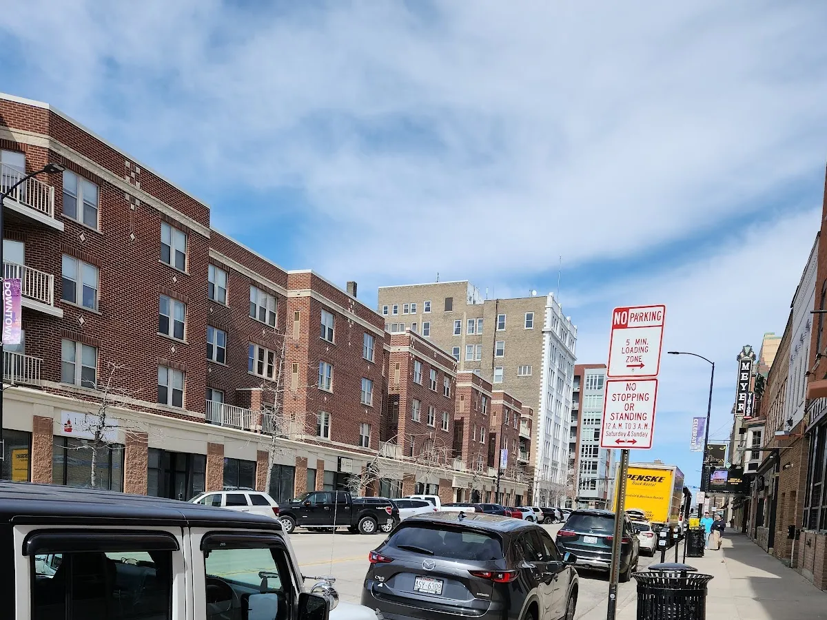 Green Bay City Hall photo 2