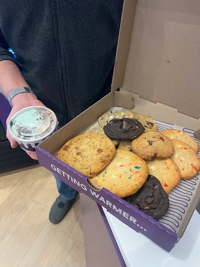 Insomnia Cookies photo 3