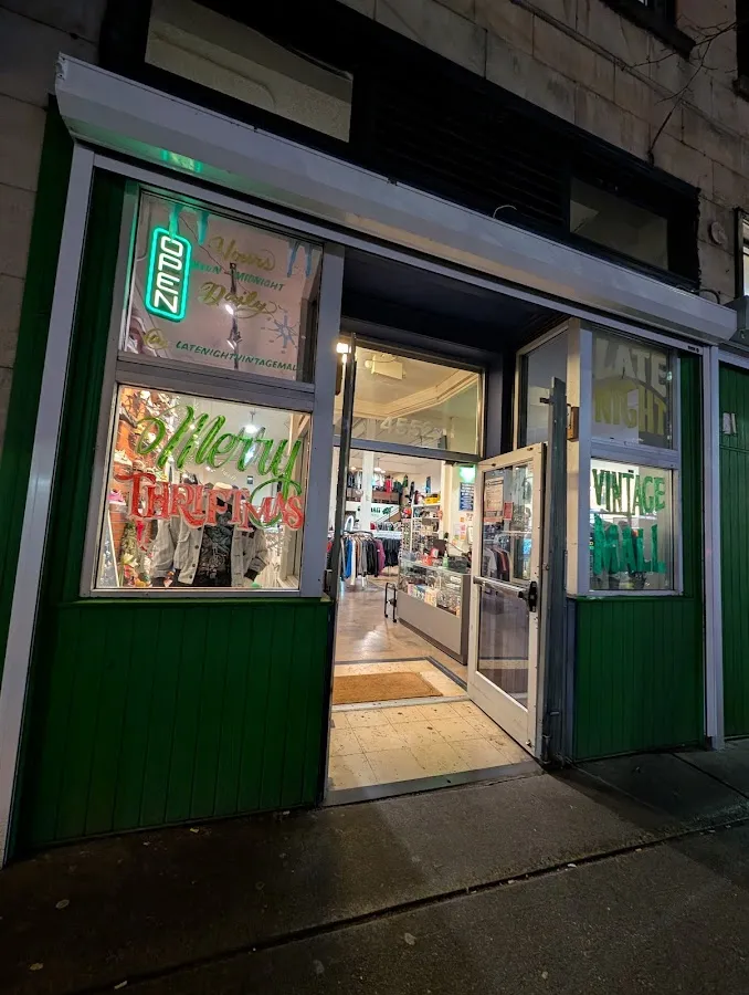 Late Night Vintage Mall photo 1