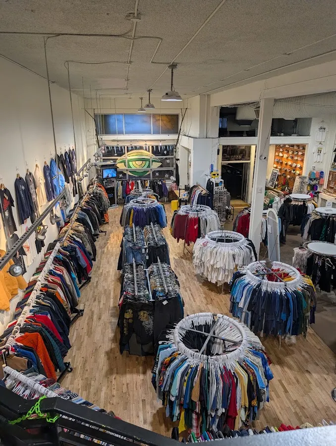 Late Night Vintage Mall photo 2