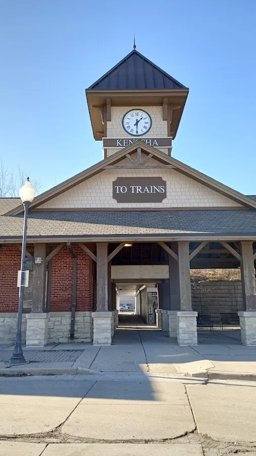 Metra Train Station - 13th Avenue and 54th Street photo 2