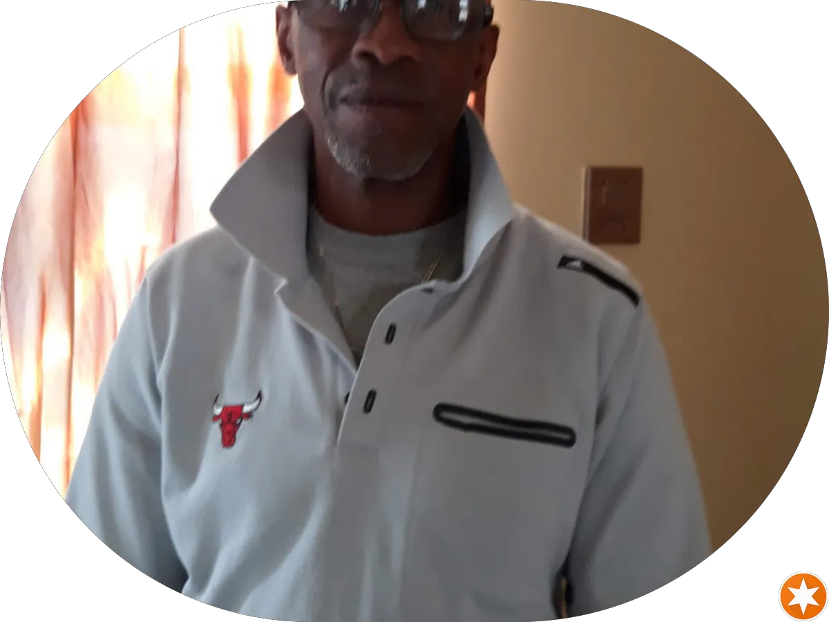 Metra Train Station - 13th Avenue and 54th Street photo 5