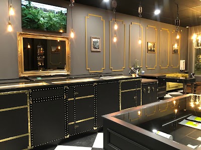 13th Floor Cannabis Dispensary & Weed Delivery - Airdrie