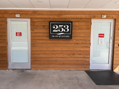 253 Farmacy Weed Dispensary Amherst