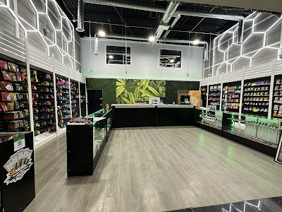 420 Factory - RECREATIONAL CANNABIS WEED/ Marijuana DISPENSARY