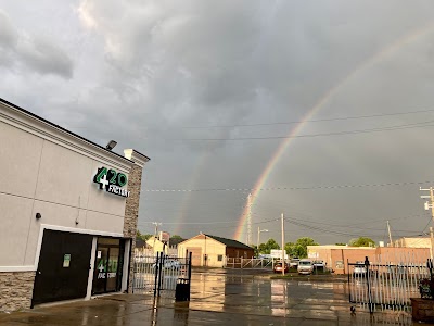 420 Factory - RECREATIONAL CANNABIS WEED/ Marijuana DISPENSARY