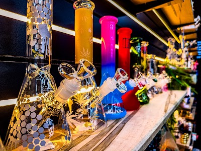 A Little Bud Cannabis Whistler - Same Day Weed Delivery