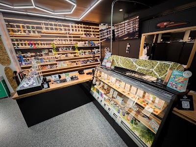 A Little Bud Cannabis Whistler - Same Day Weed Delivery