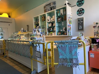 All Kind Bodega Portland, Maine (Adult Use/21+)