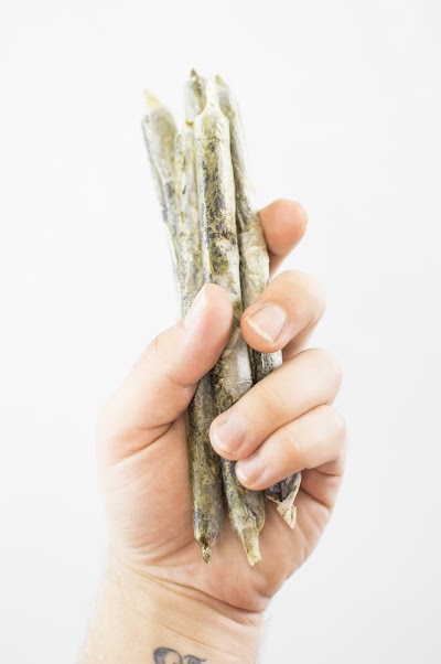 Alternative Aromatics - Cannabis Retailer