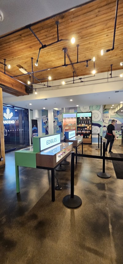 Ascend Cannabis Dispensary - Chicago River North