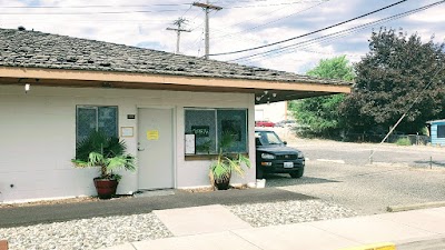 B Street Bud Grand Coulee