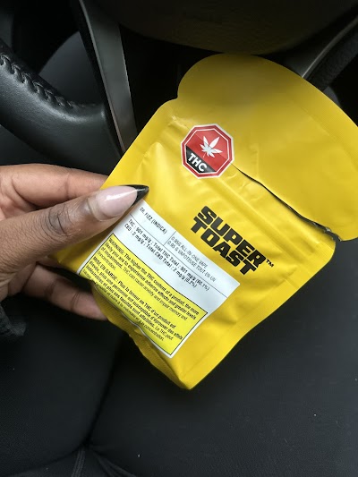 BlueBird Cannabis Huntclub & Hawthorne | Ottawa Weed Dispensary & Cannabis Store