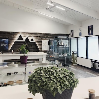Bridge Bud Supply - Cannabis Store Lethbridge South