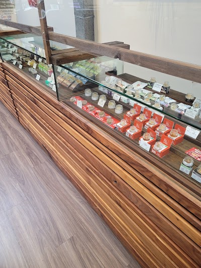 Broadway Cannabis Market Weed Dispensary Pearl District