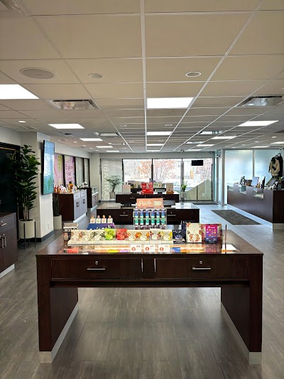 Bud Bar Cannabis Weed Dispensary 10 ST NW