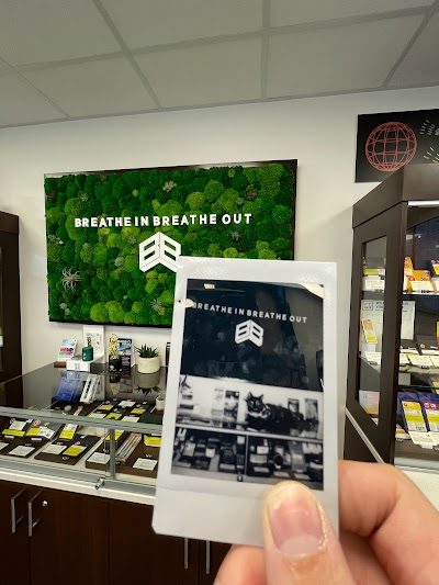 Bud Bar Cannabis Weed Dispensary 14 ST NW