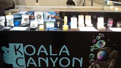 Bud Hut Everett - Marijuana - Pot