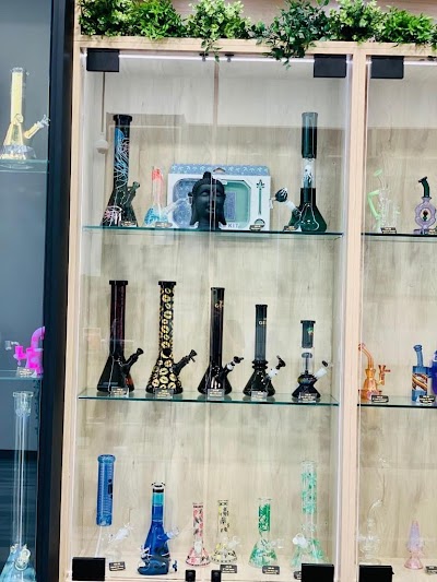 Cannabis Discounter Maclab