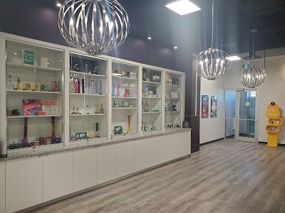 Cannabis Discounter Southridge Blvd, Fort Sask