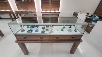 Cannabis Link Hyde Park - WEED Dispensary and Delivery