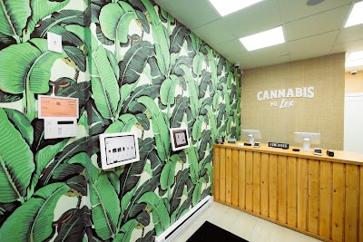 Cannabis on Lex Dispensary