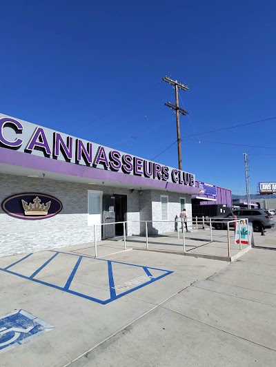 Cannasseurs Club Weed Dispensary North Hollywood