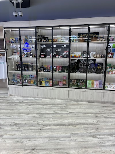 Clouditude Dispensary & Weed Delivery - Staten Island