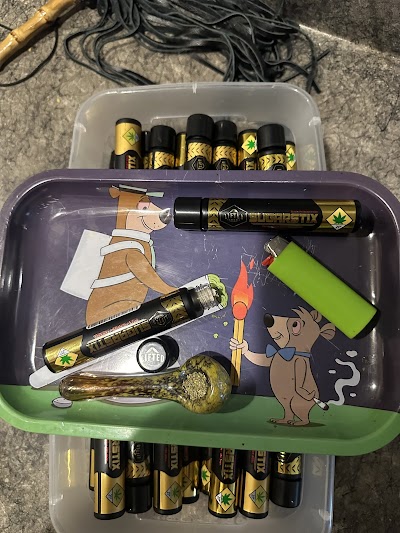 Commencement Bay Cannabis - Black