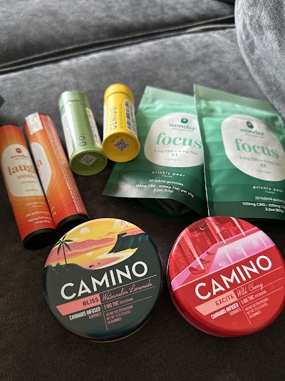 Curaleaf IL Deerfield Dispensary