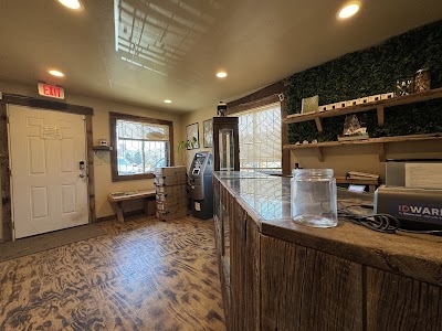 Double Dogs Weed Dispensary Four Corners