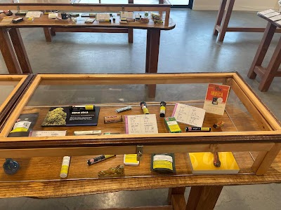 Dragon's Peak Cannabis - Prince George