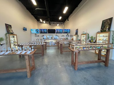 Dragon's Peak Cannabis - Prince George