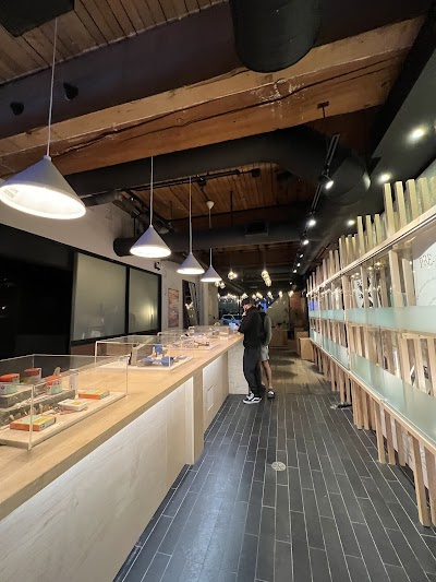 Dutch Love | Yaletown, Vancouver Cannabis Dispensary | Same Day Weed Delivery