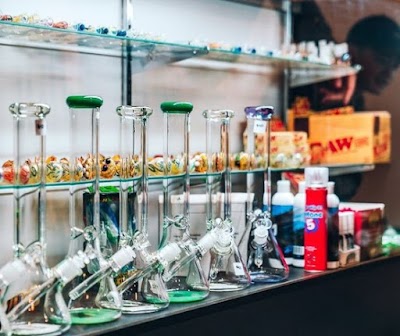 EarthMed Medical & Recreational Marijuana Dispensary - Addison