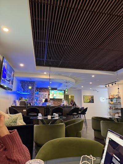 Emerald Dispensary & Lounge