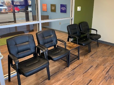 Everest Cannabis Co. - Montano Plaza