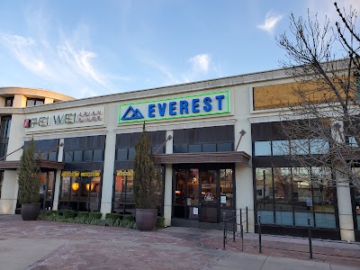 Everest Cannabis Co. - Uptown