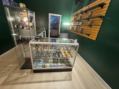 Feather Leaf (Fairview)