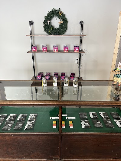 Five Leaf Clover Dispensary & Smoke Shop