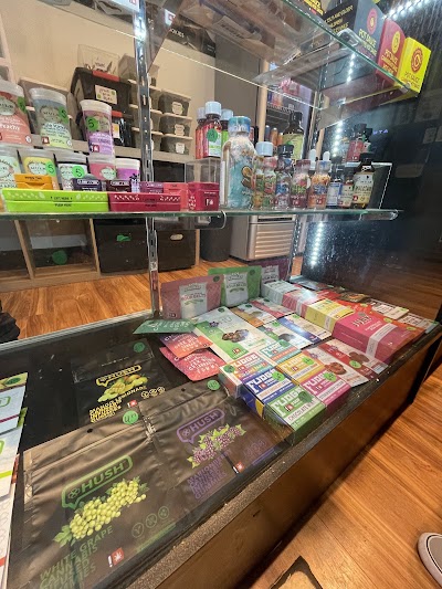 Floyd's Fine Cannabis on 28th